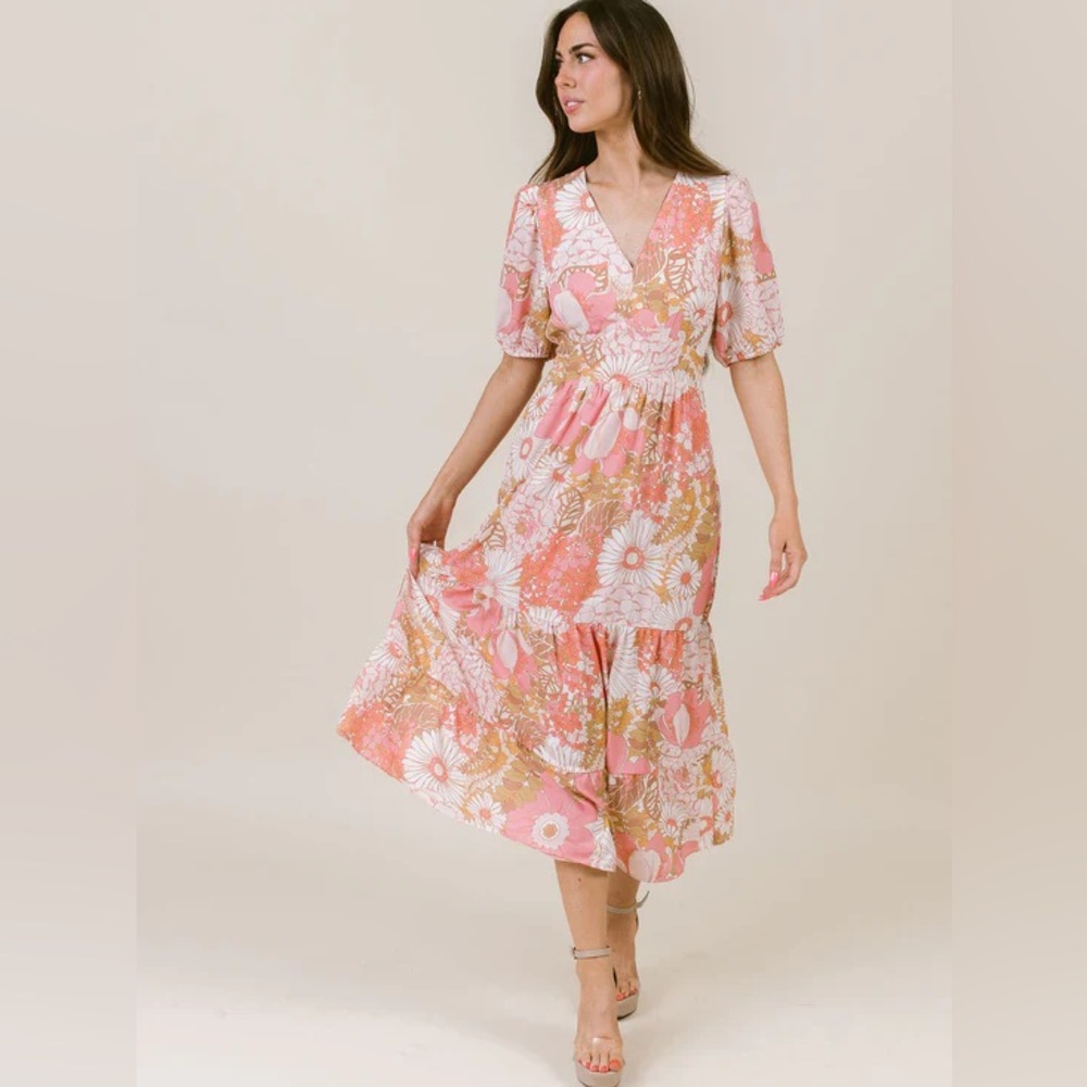 LaRoque Floral Pink V-Neck Wrap Msxi Dress small